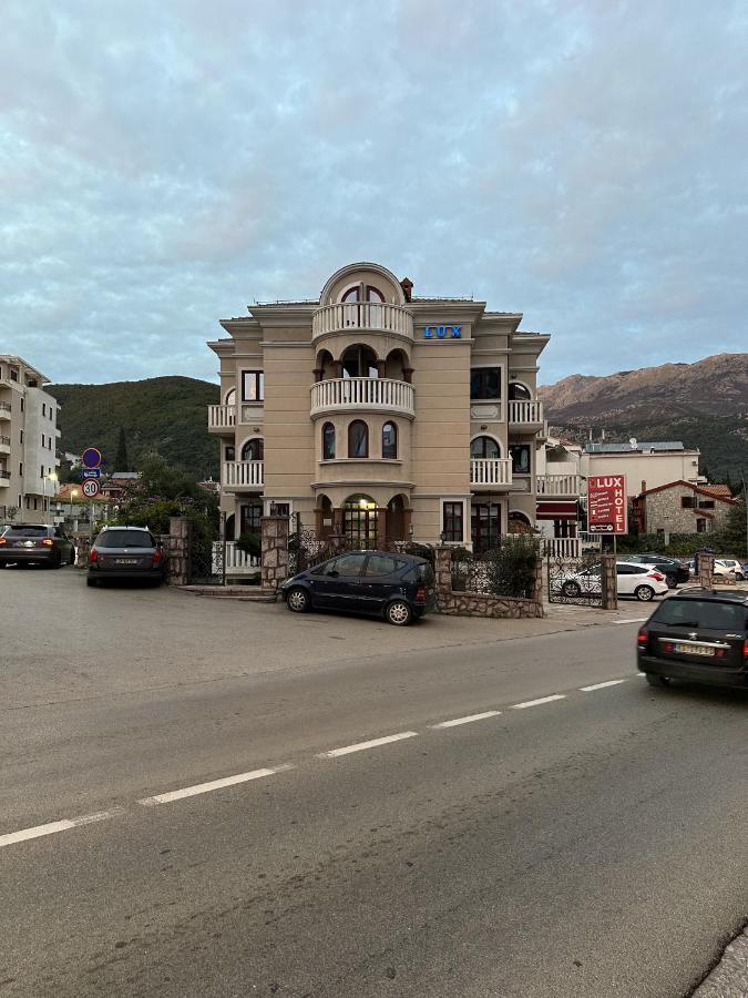 Beatrix Lux Hotel Будва Экстерьер фото