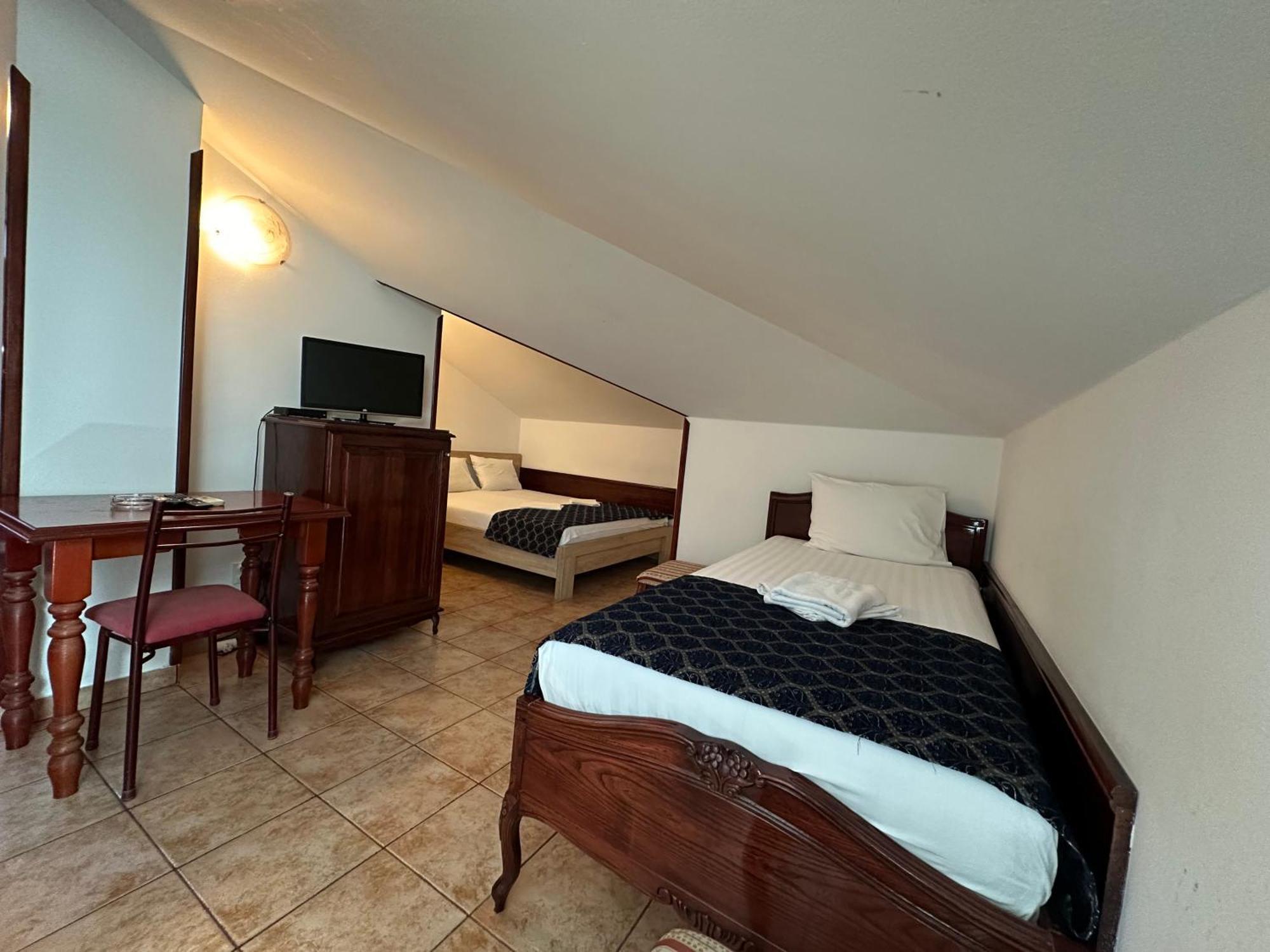 Beatrix Lux Hotel Будва Экстерьер фото