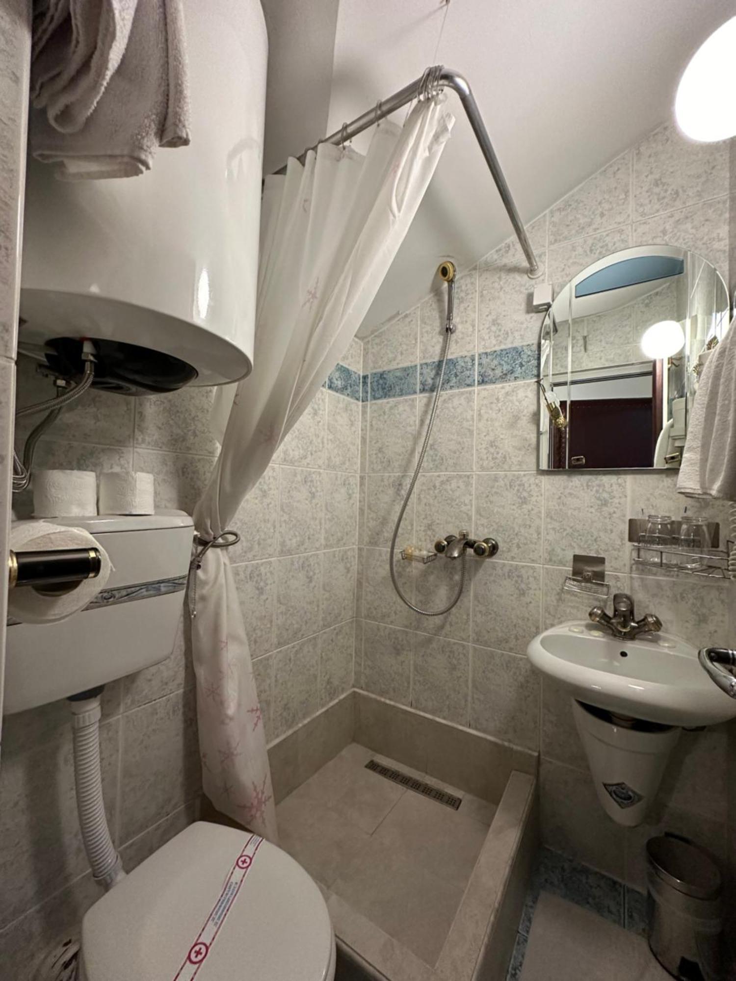 Beatrix Lux Hotel Будва Экстерьер фото